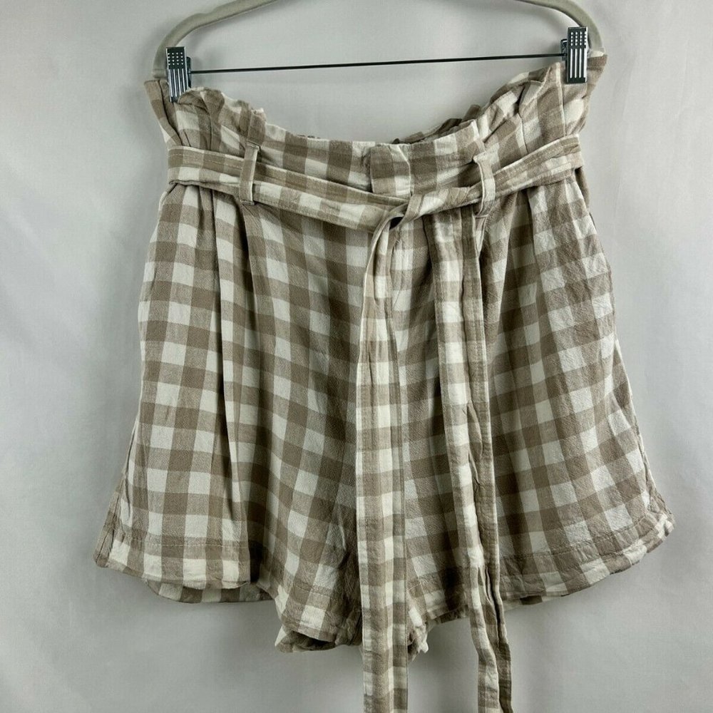 A New Day L Beige High-Rise Paperbag Shorts - Picture 3 of 5